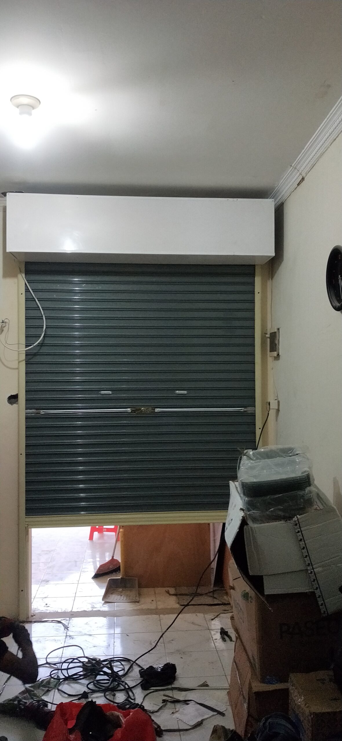 Rolling door otomatis